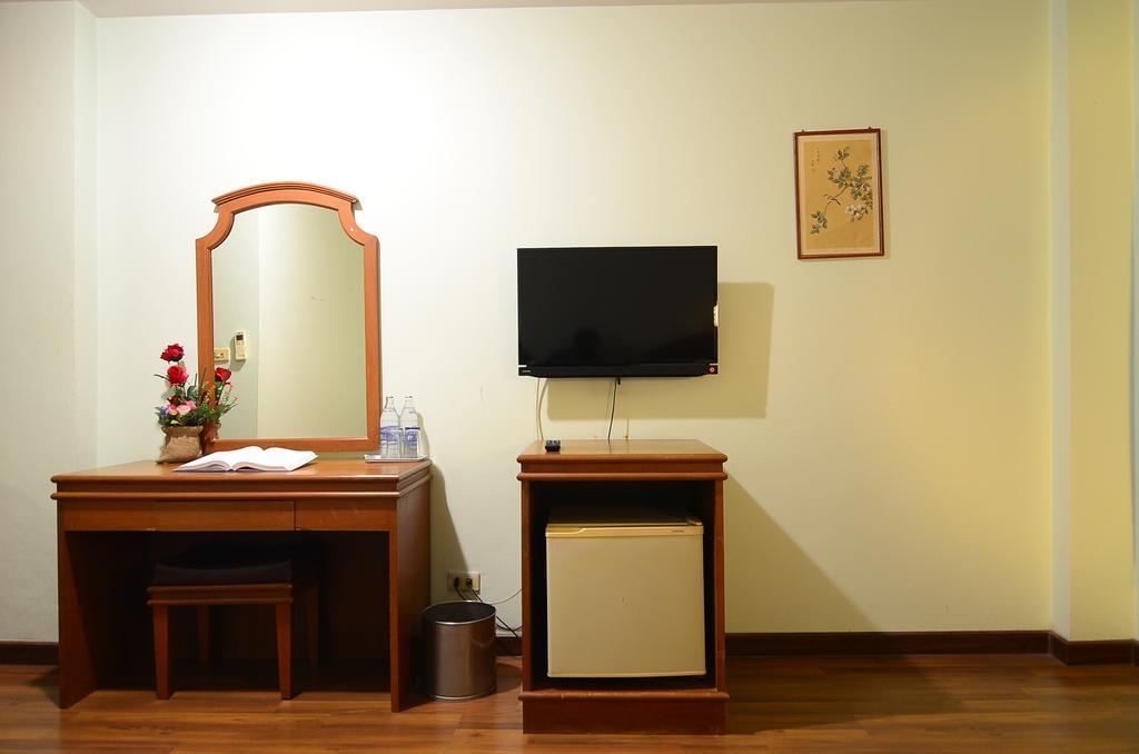 Ranong Garden Hotel Номер фото