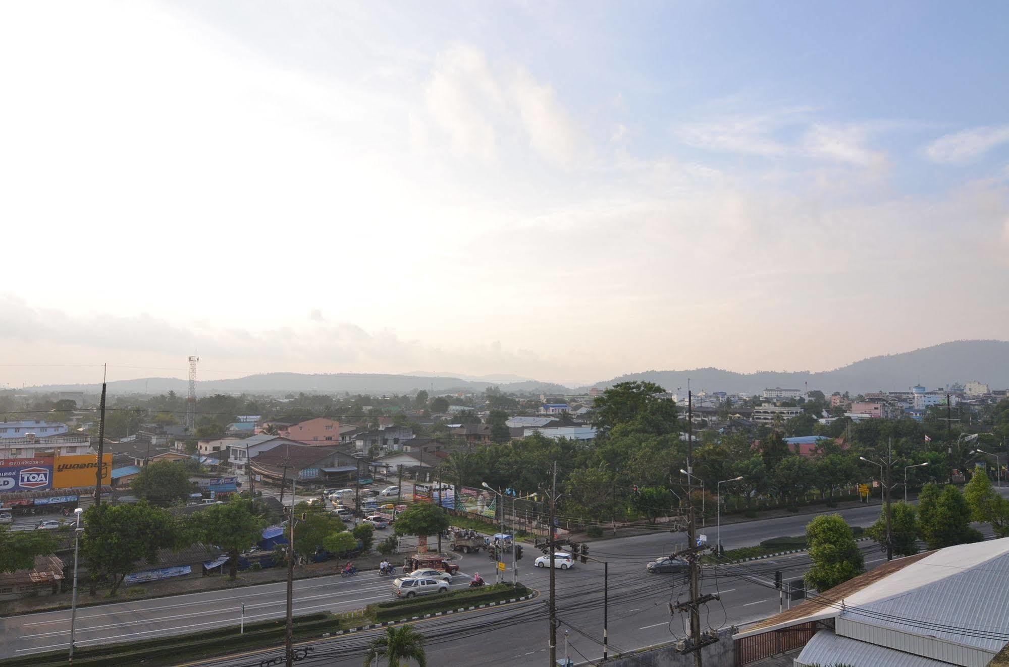 Ranong Garden Hotel Экстерьер фото