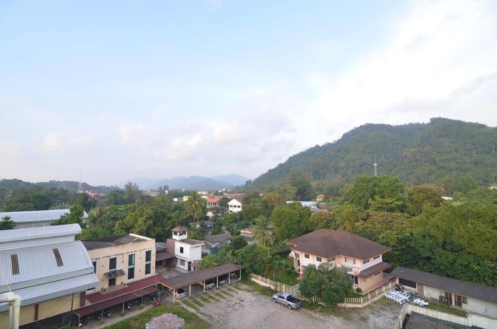 Ranong Garden Hotel Экстерьер фото