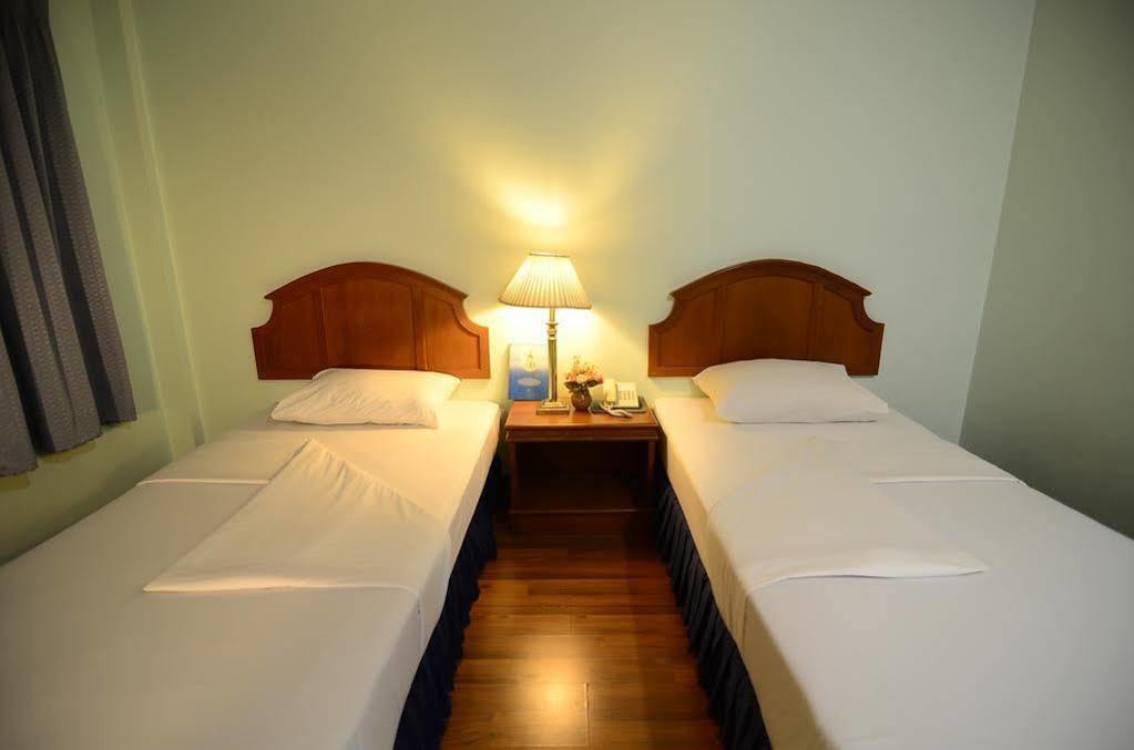 Ranong Garden Hotel Экстерьер фото
